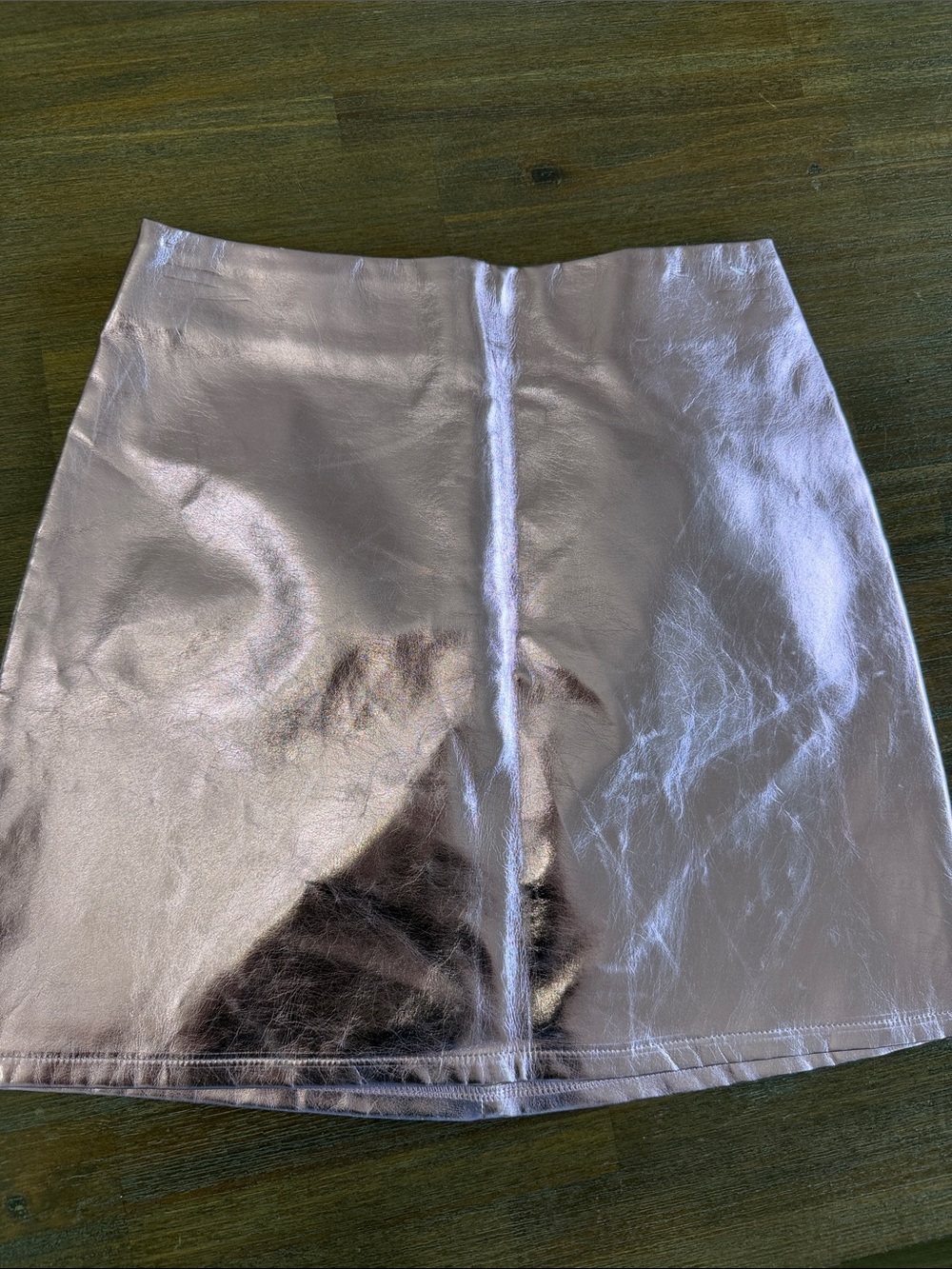 Le Lis Metallic Rose Mini Skirt
